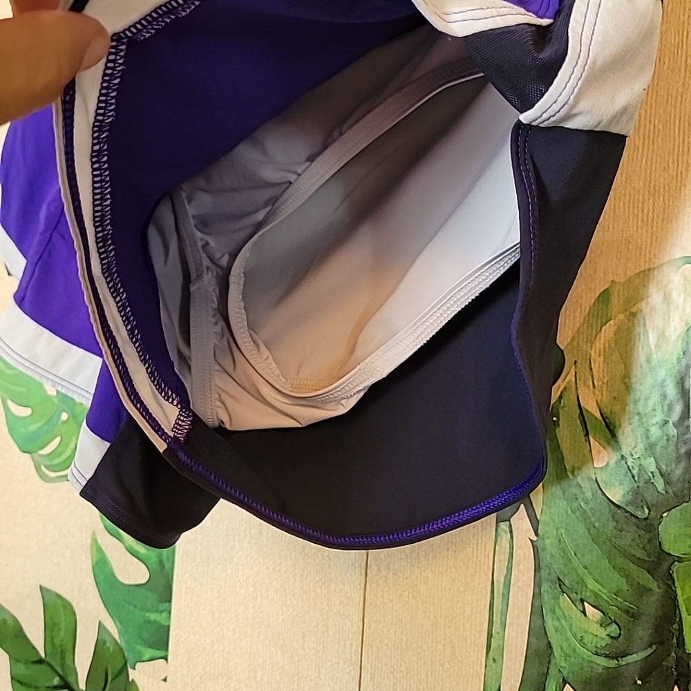 Athleta Running Colorblock short - Picture 7 of 8
